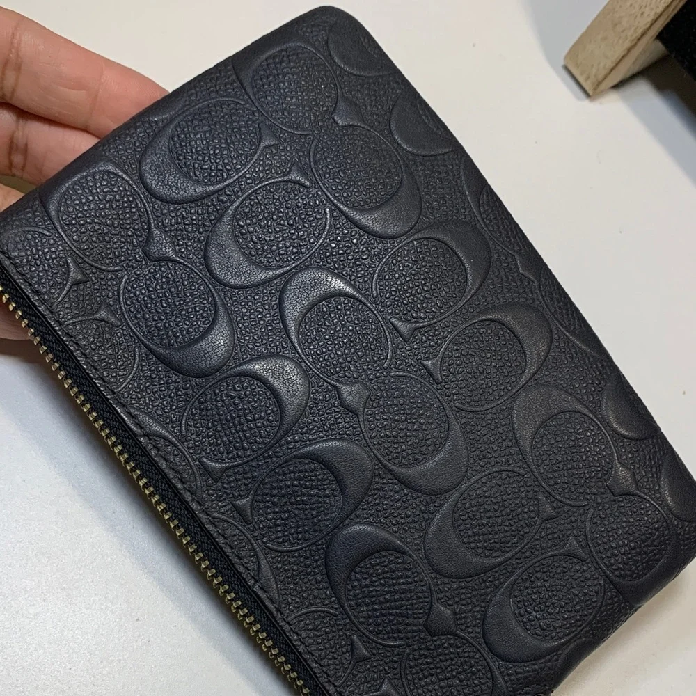 Coach Embossed Black Wristlet - Picture 4 of 6